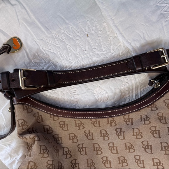 Dooney & Bourke Tan Monogram Shoulder Bag - Picture 4 of 4